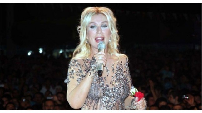 Seda Sayan?dan polis ve askere rekor bağış